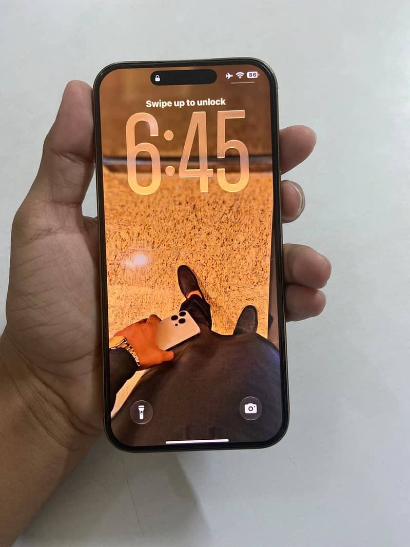 Apple iPhone 16 Pro Max 7