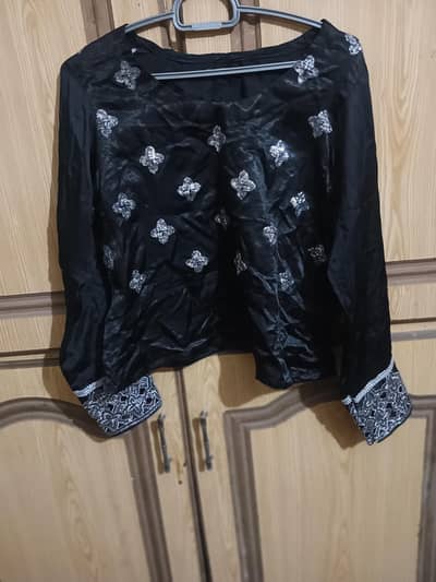 silk embroidery black saree