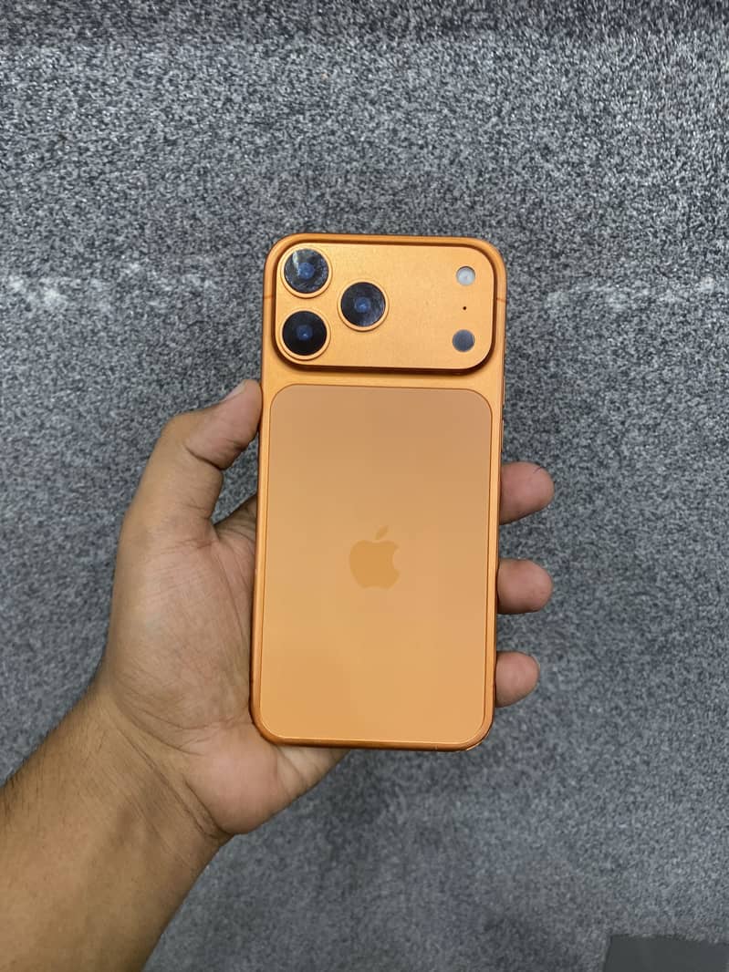 Apple iPhone 17 Pro Max 0