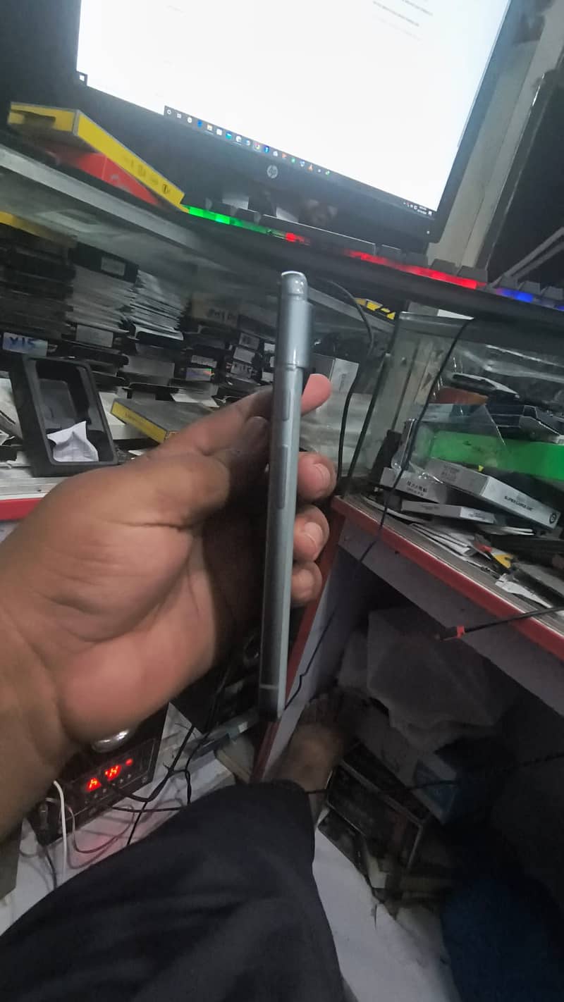 Google Pixel 8 3