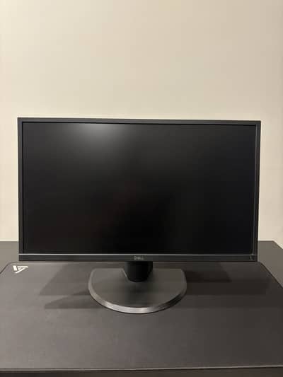 Dell 24" Full HD Monitor – Crisp Display, Clean Condition 