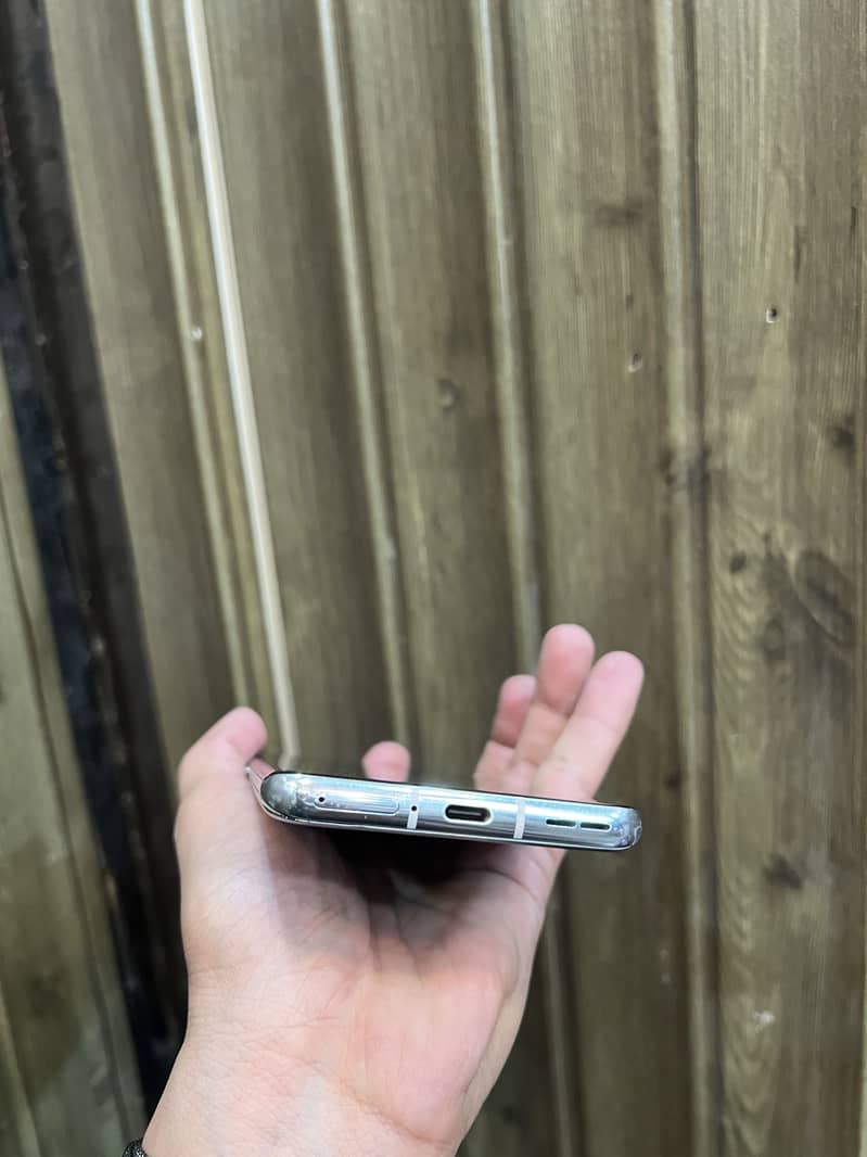 One Plus 9 Pro 1