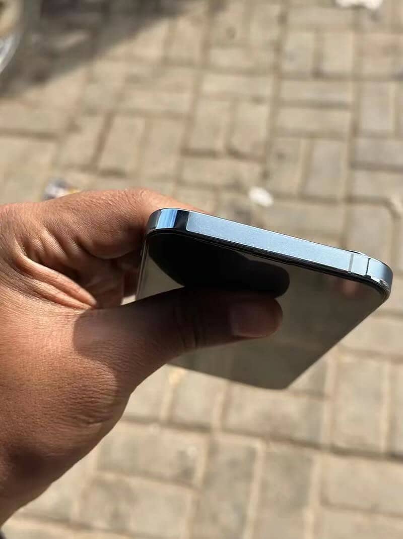 Apple iPhone 13 Pro 5
