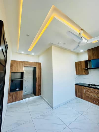Beautiful 1 Kanal Upper Portion for Rent in DHA Phase 6 | Luxury Living at an Affordable Rent