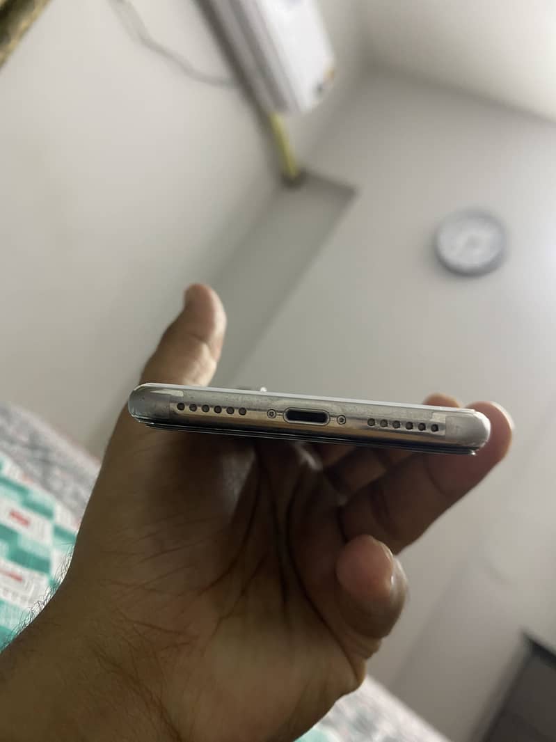 Iphone X 4
