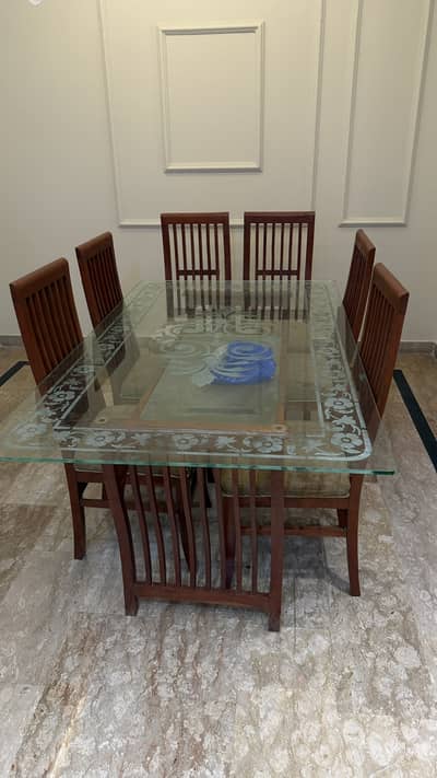 Wooden Dining Table with 6 Chairs – For Sale