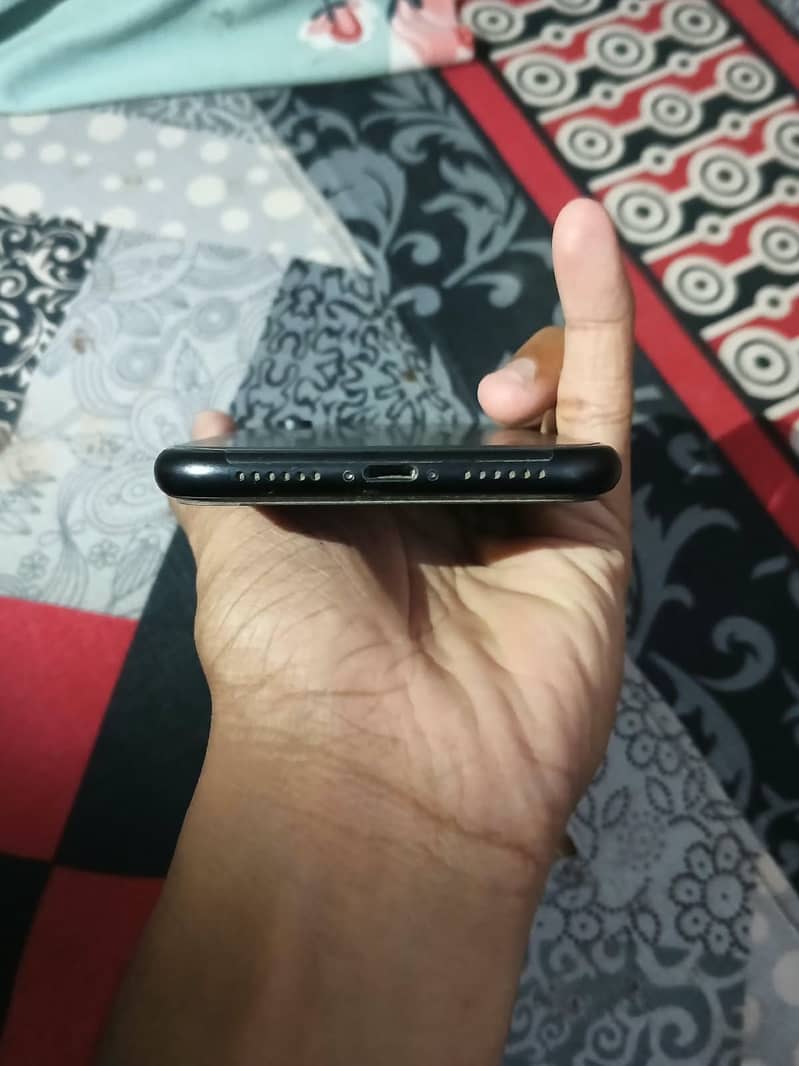 Apple iPhone XR 2