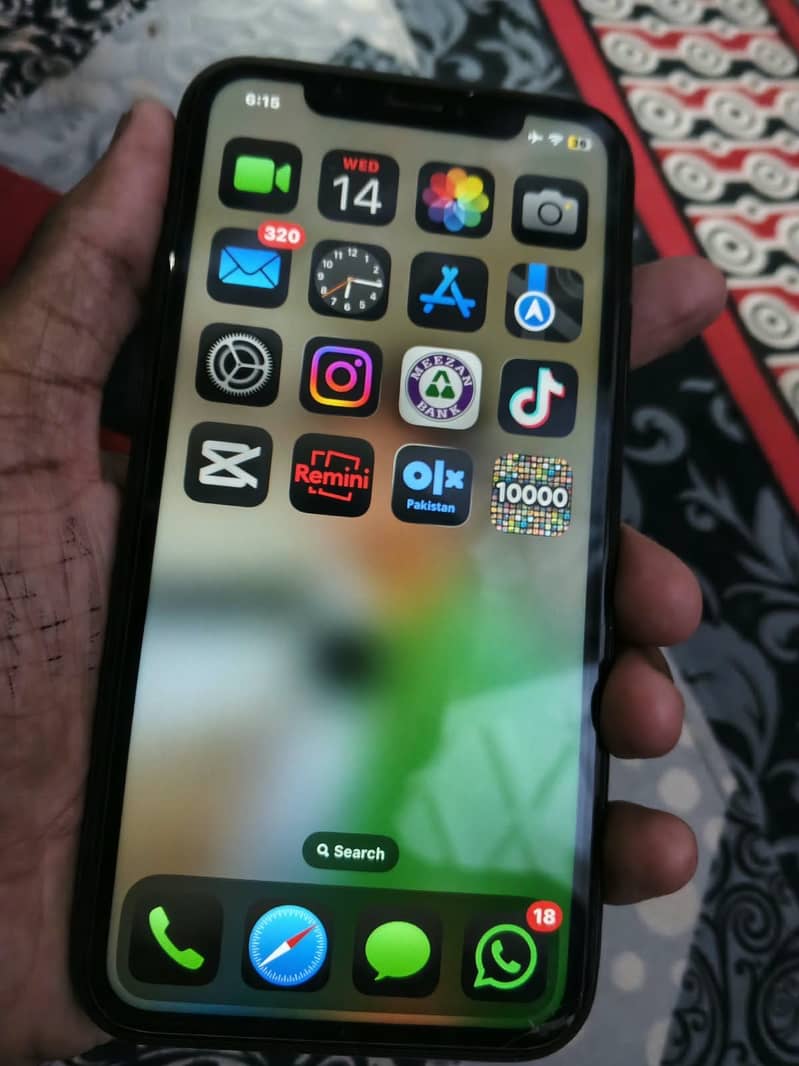 Apple iPhone XR 3