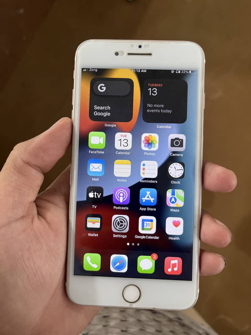 Apple iPhone 7 Plus 0