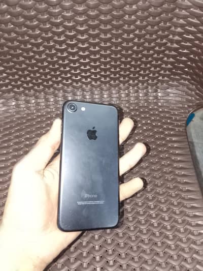 Apple iPhone 7