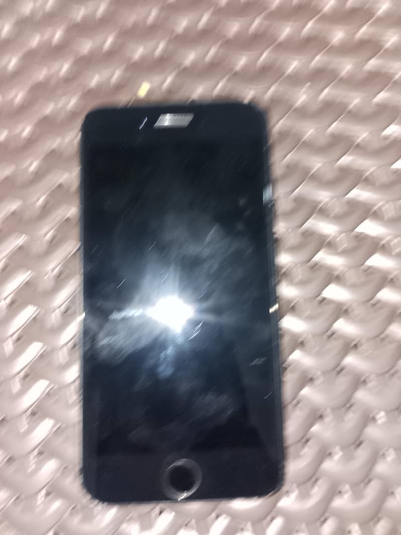 Apple iPhone 7 2