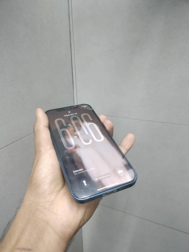 Apple iPhone 12 0