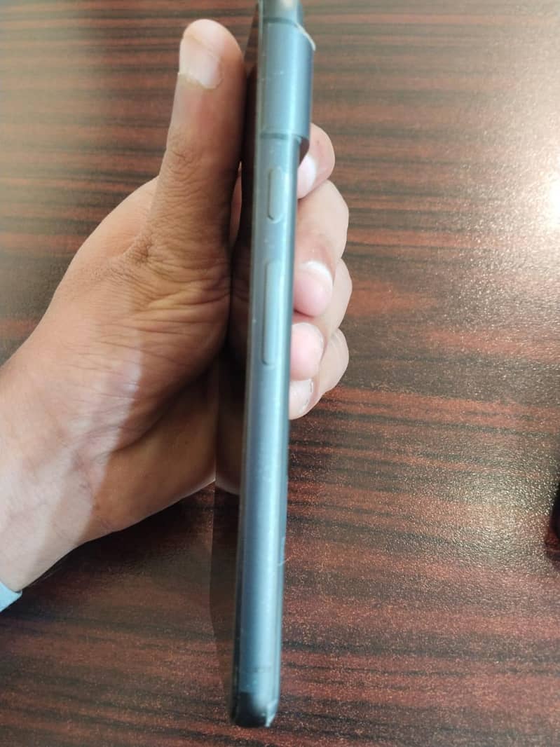 Google Pixel 8 3