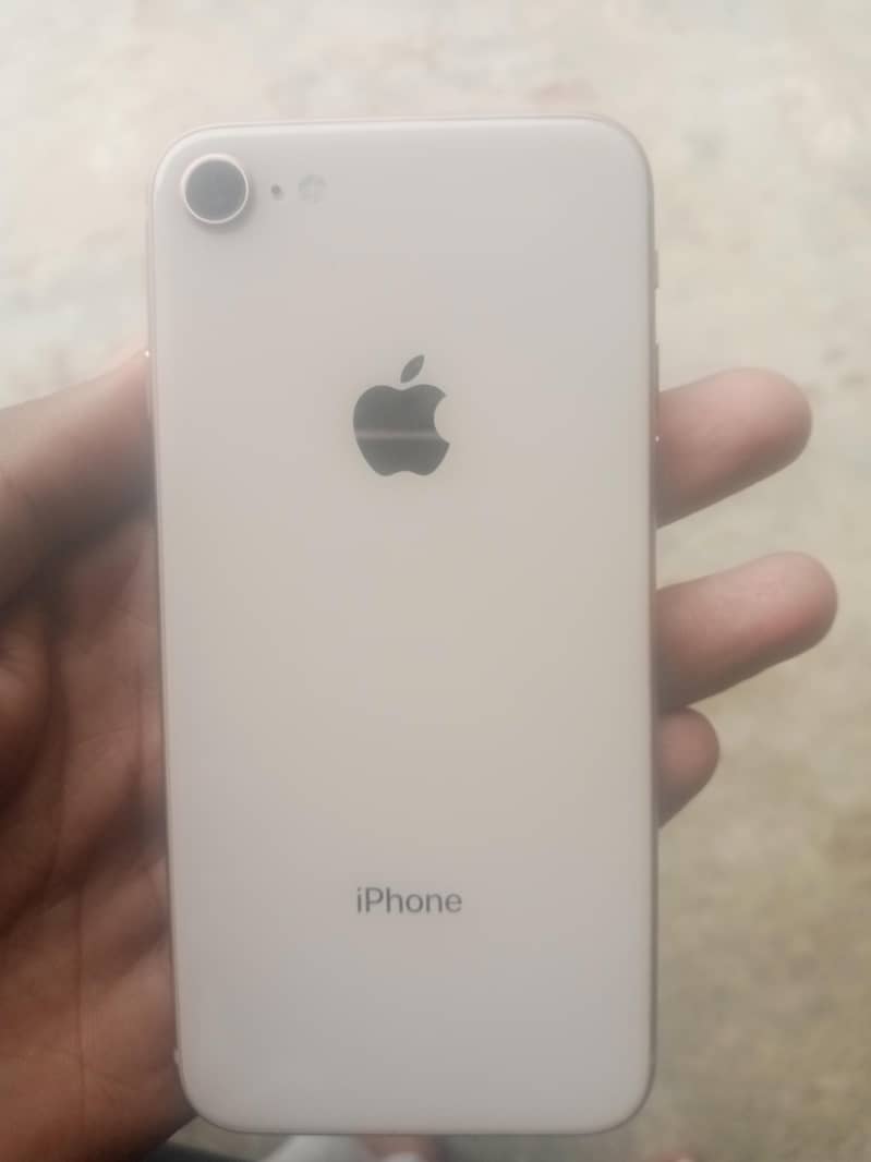 Apple iPhone 8 6