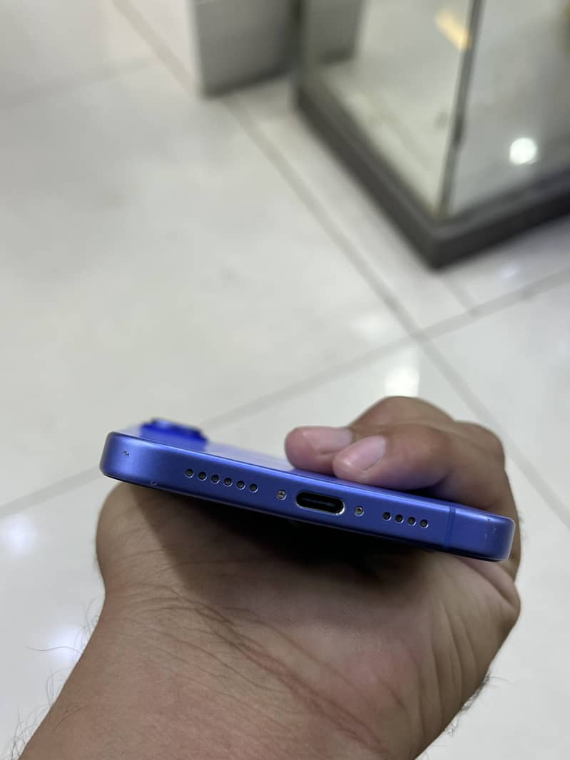 Apple iPhone 16 Plus FU 1