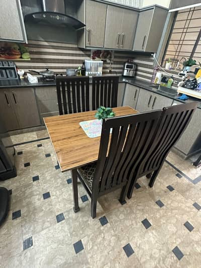 Dining table / Wooden dining table / Wood dining table with chairs