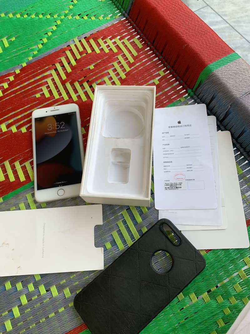 Apple iPhone 7 Plus 1