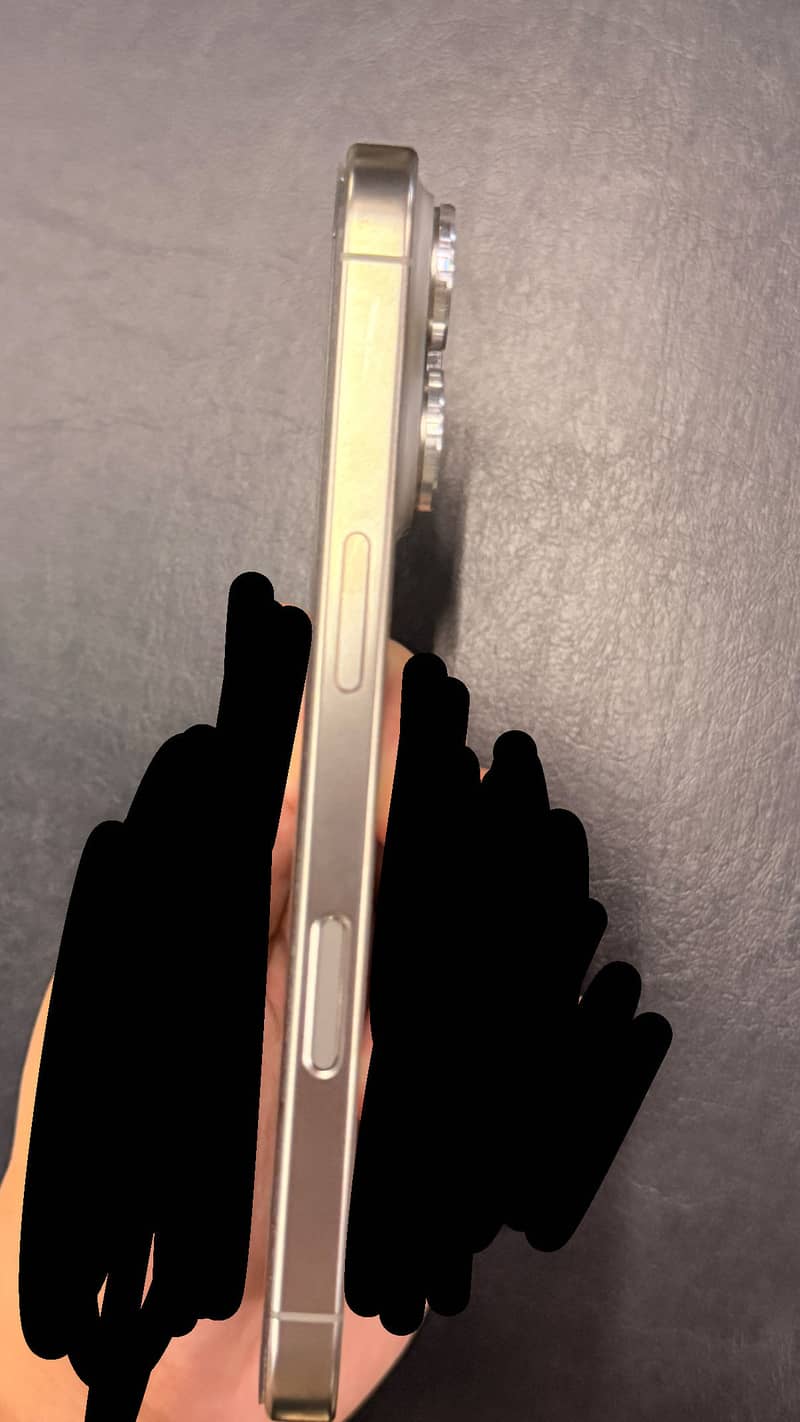 Iphone 16 Pro 0