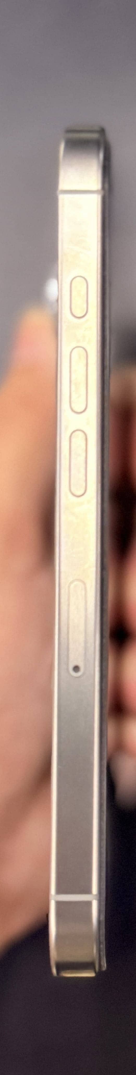 Iphone 16 Pro 3
