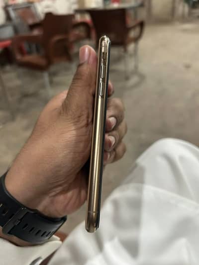 Apple iPhone XS