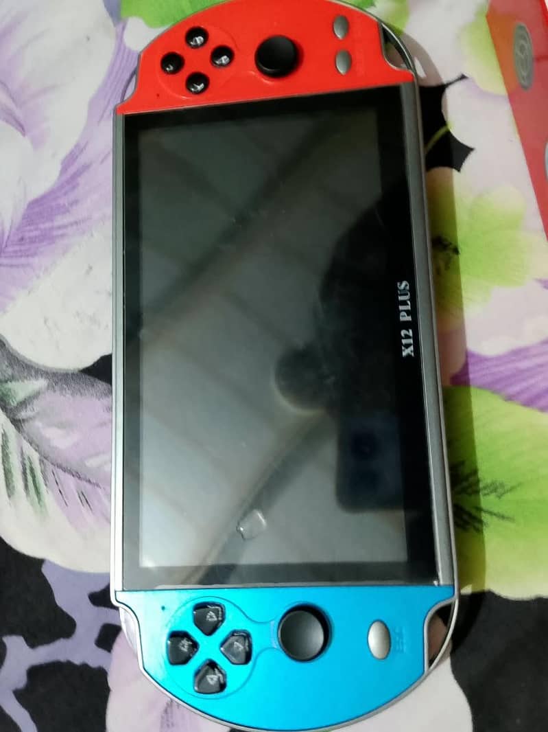 Gaming console 0