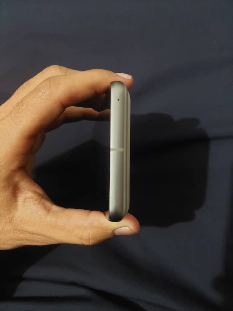 Google Pixel 8 1