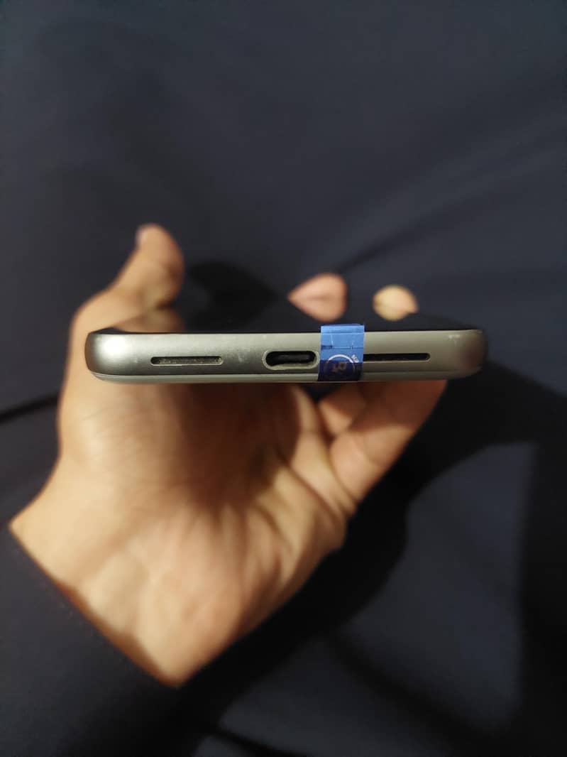 Google Pixel 8 2