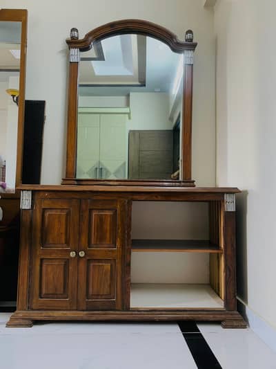 Wooden Dressing Table With Mirror For Sale