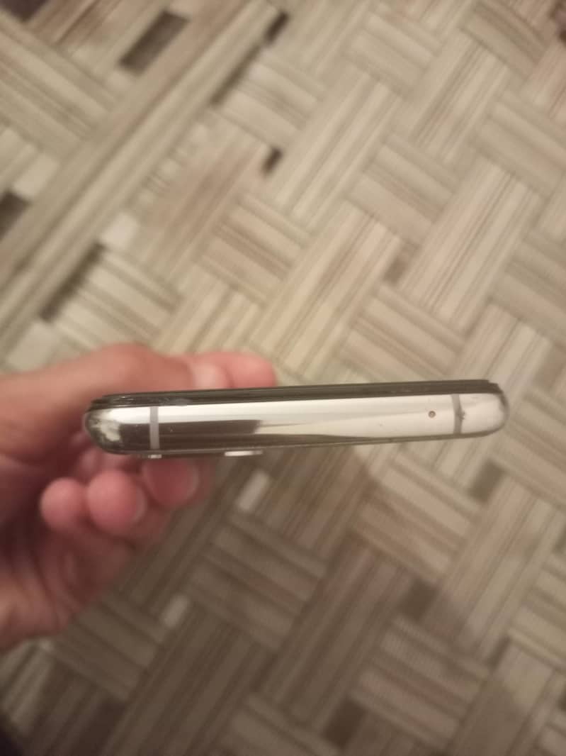 One Plus 8T 3
