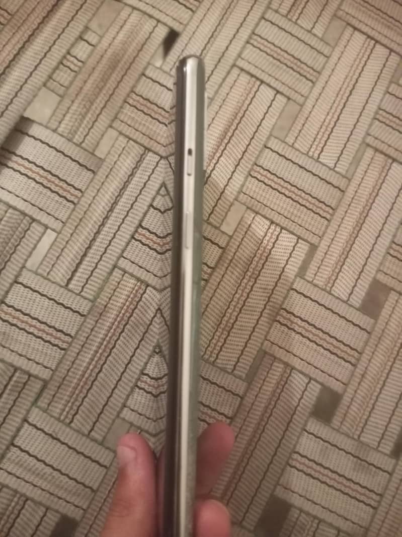 One Plus 8T 5