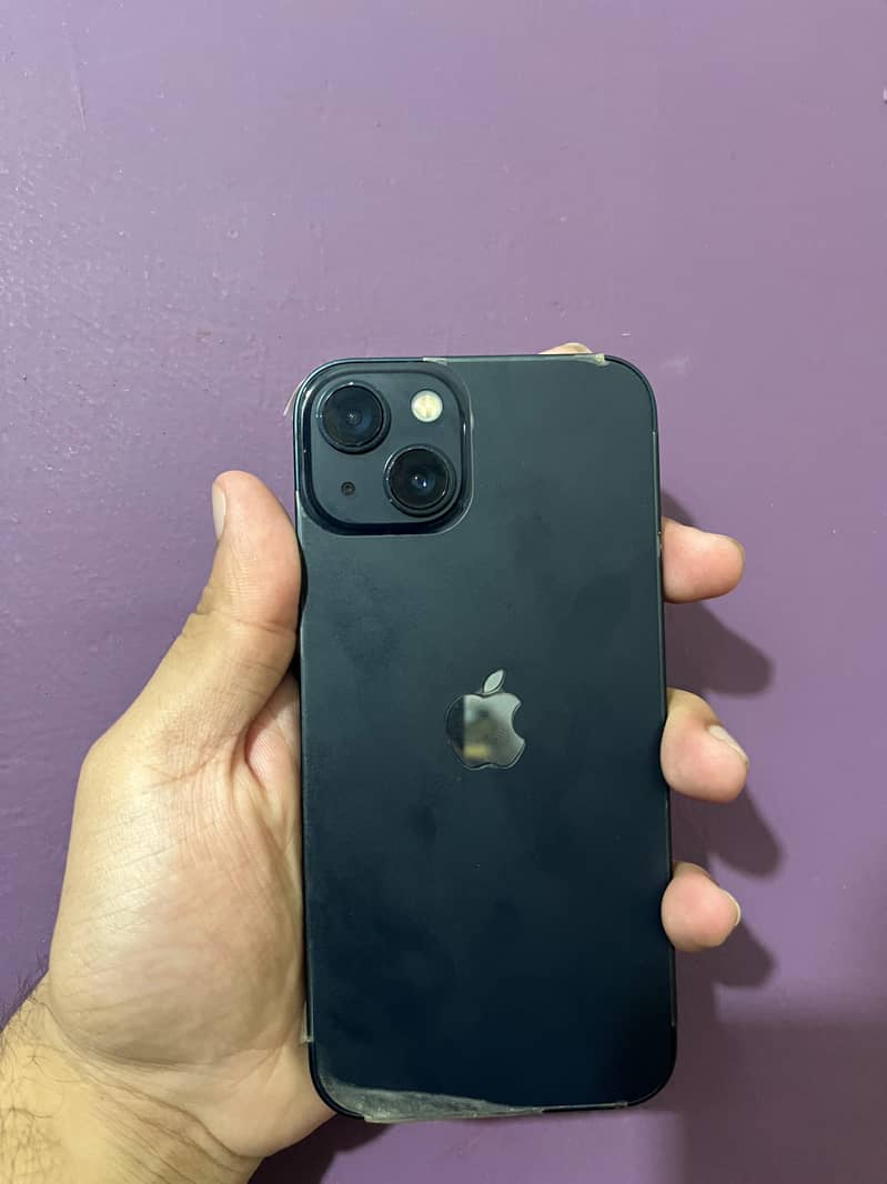 Apple iPhone 13 0