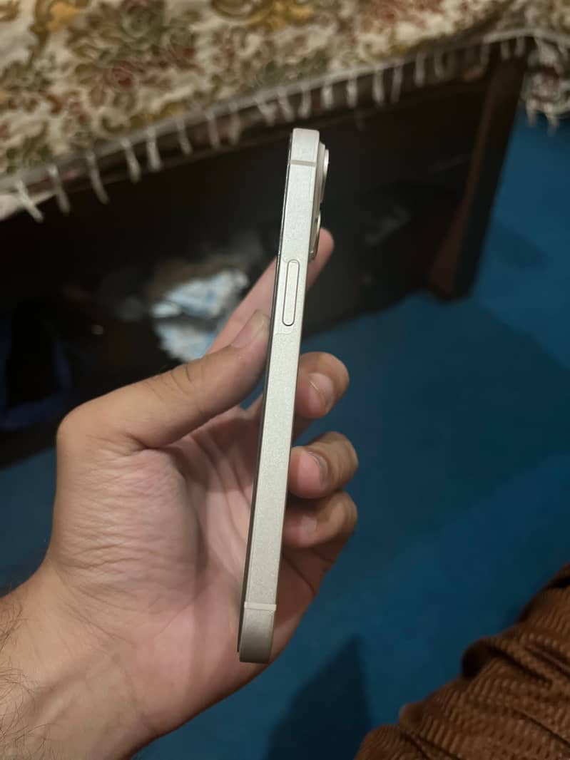 Apple iPhone 14 1