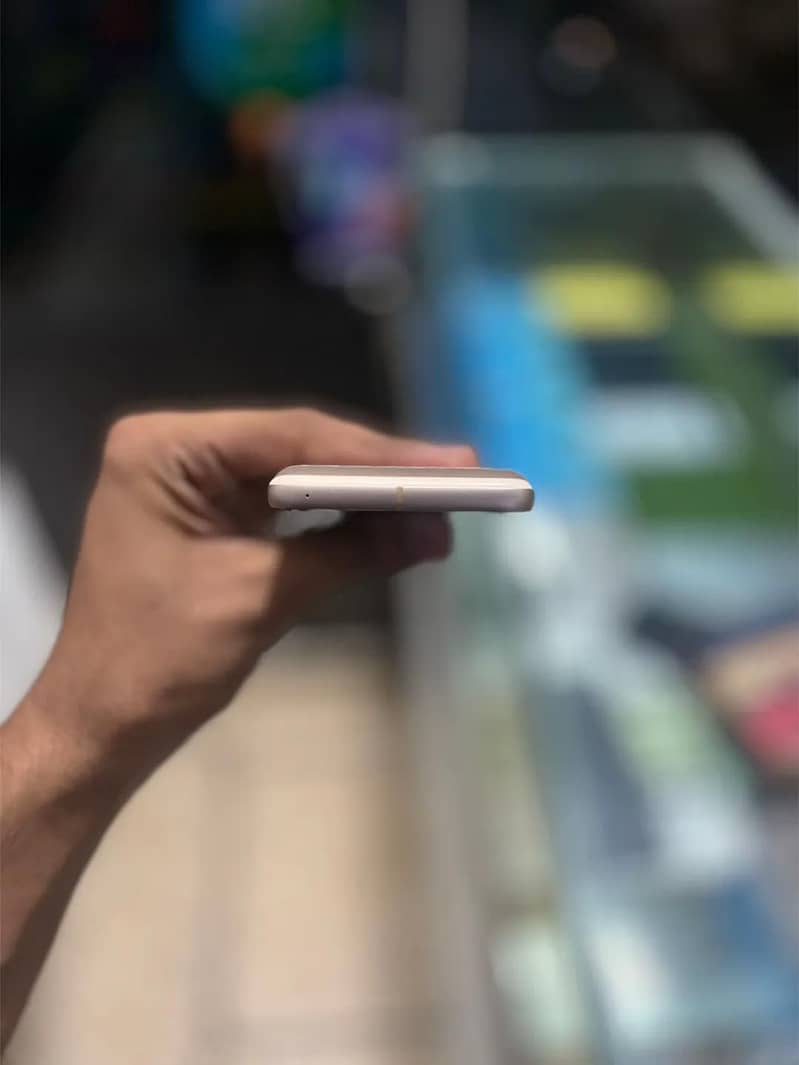 Google Pixel 8 1