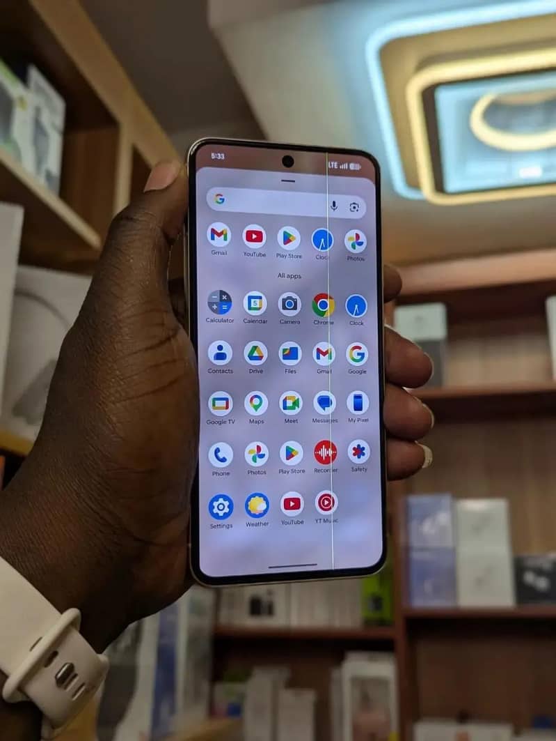 Google Pixel 8 5