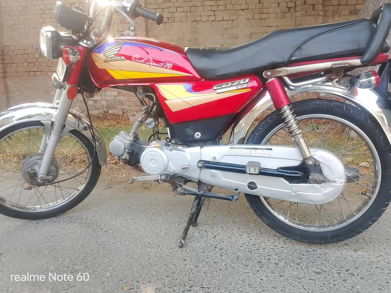 2005 model cd70cc good condition 2