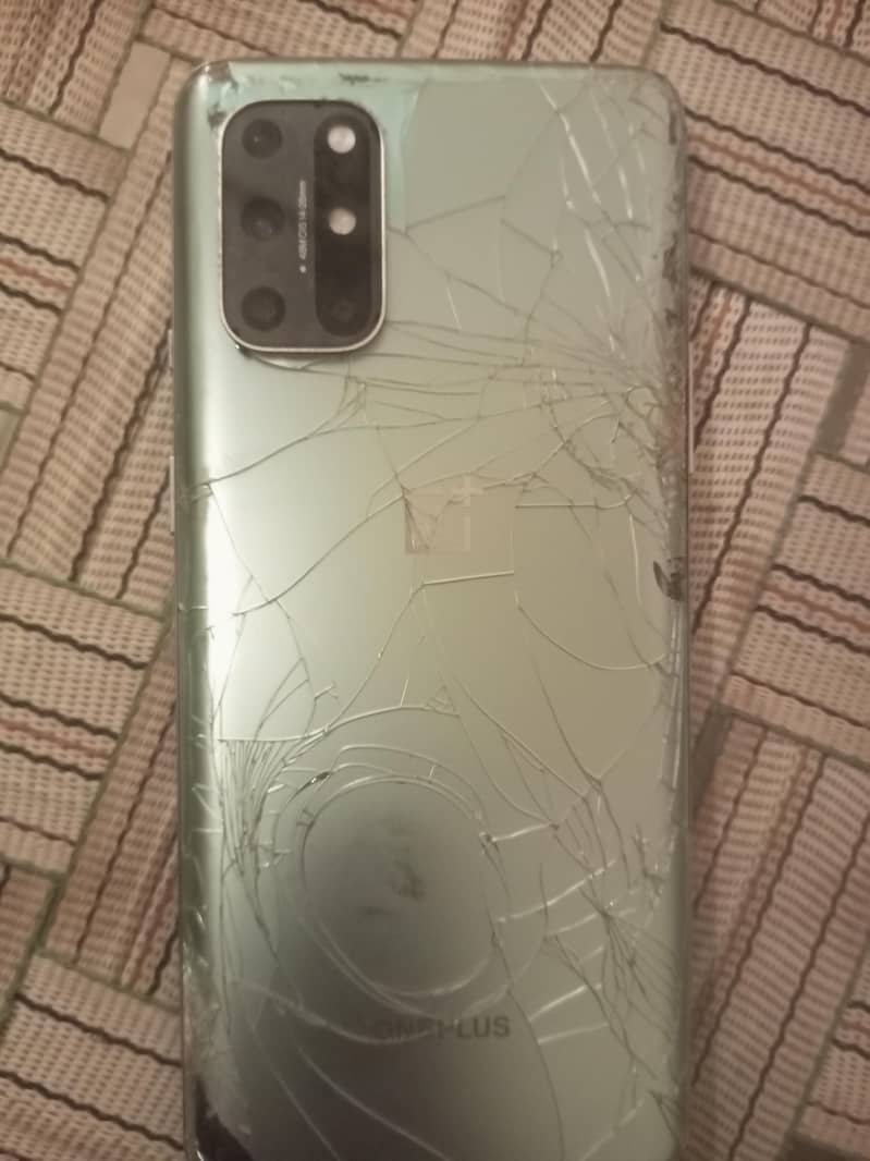One Plus 8T 0