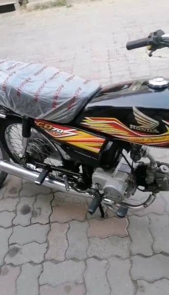 Honda CD 70 Bike Sale Good Condition Contact my WhatsApp