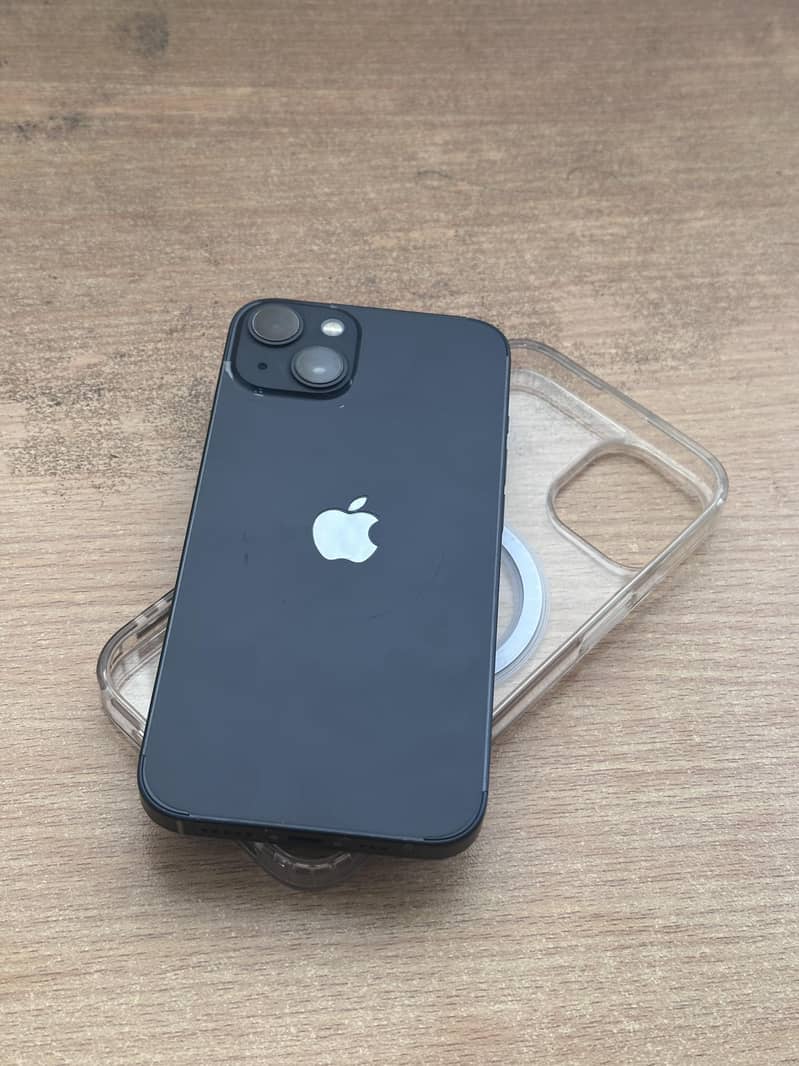 Apple iPhone 13 7