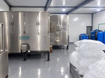 ICE CUBE MANUFACTURING FACTORY
