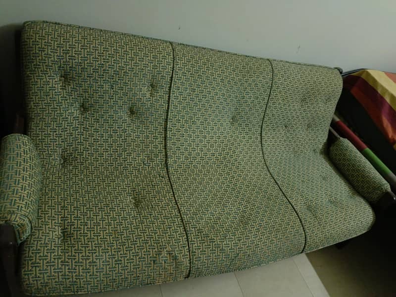 5 seater sofa 0