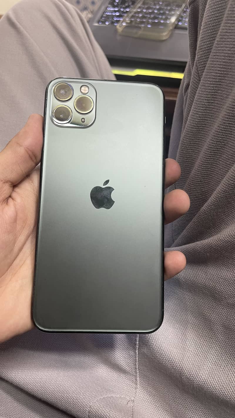 Apple iPhone 11 Pro Max 3