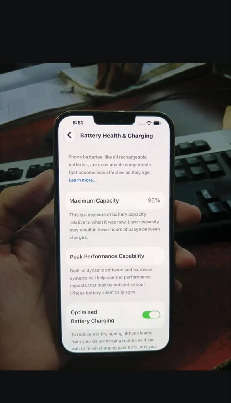 Apple iPhone 13 Pro Max 2