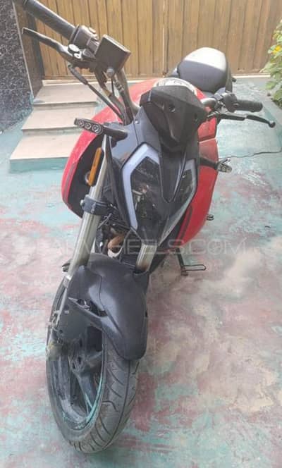 Benelli 180s
