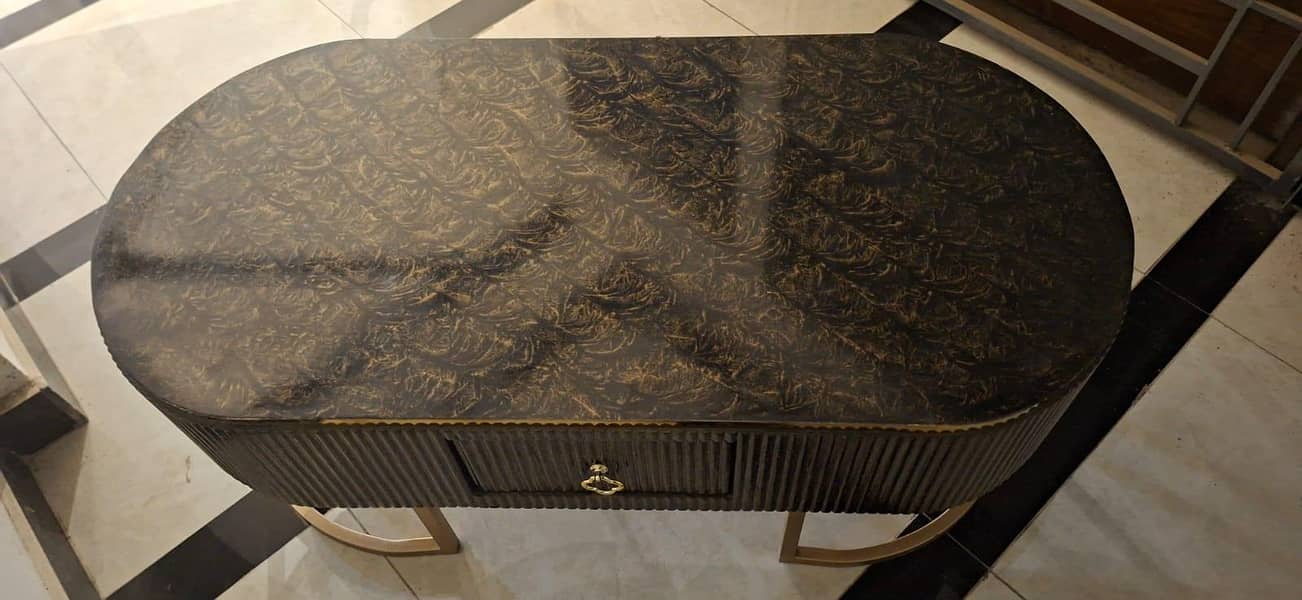 center table / coffee table 1
