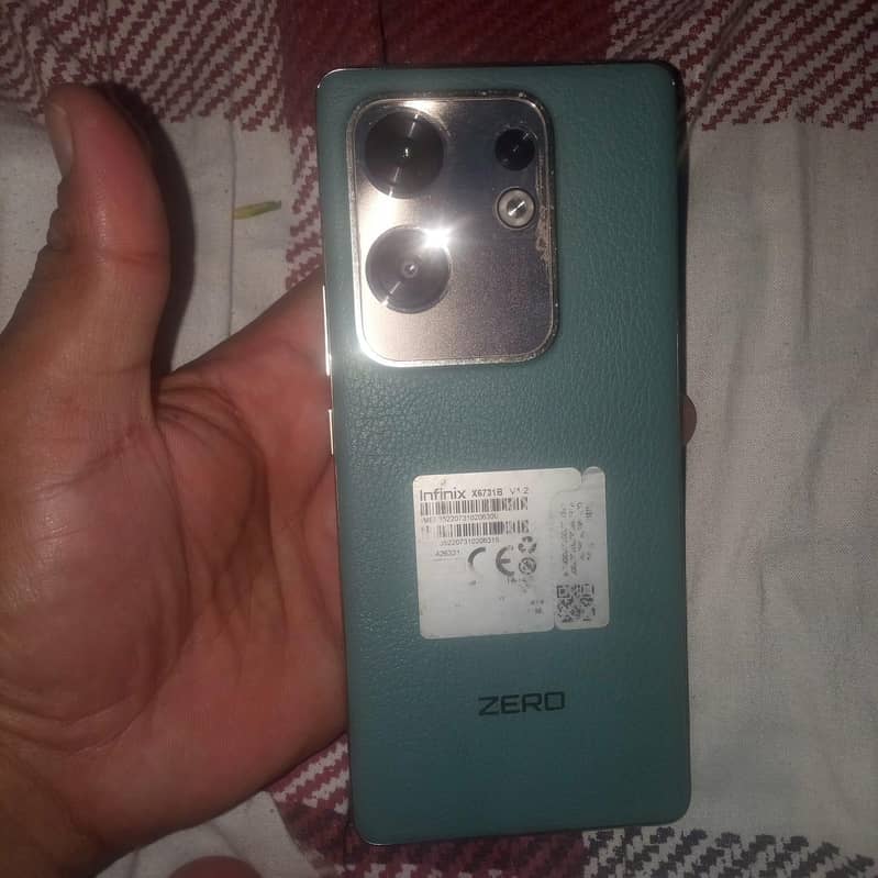 Infinix Zero 30 4