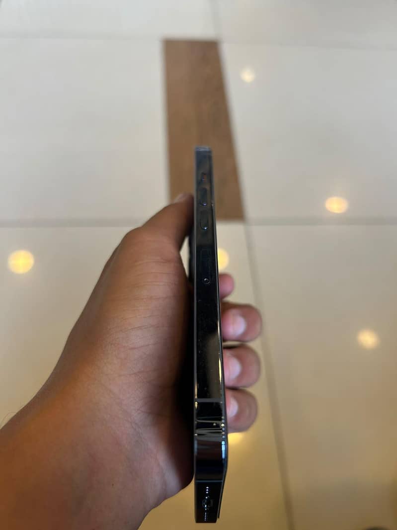 Apple iPhone 13 Pro 11