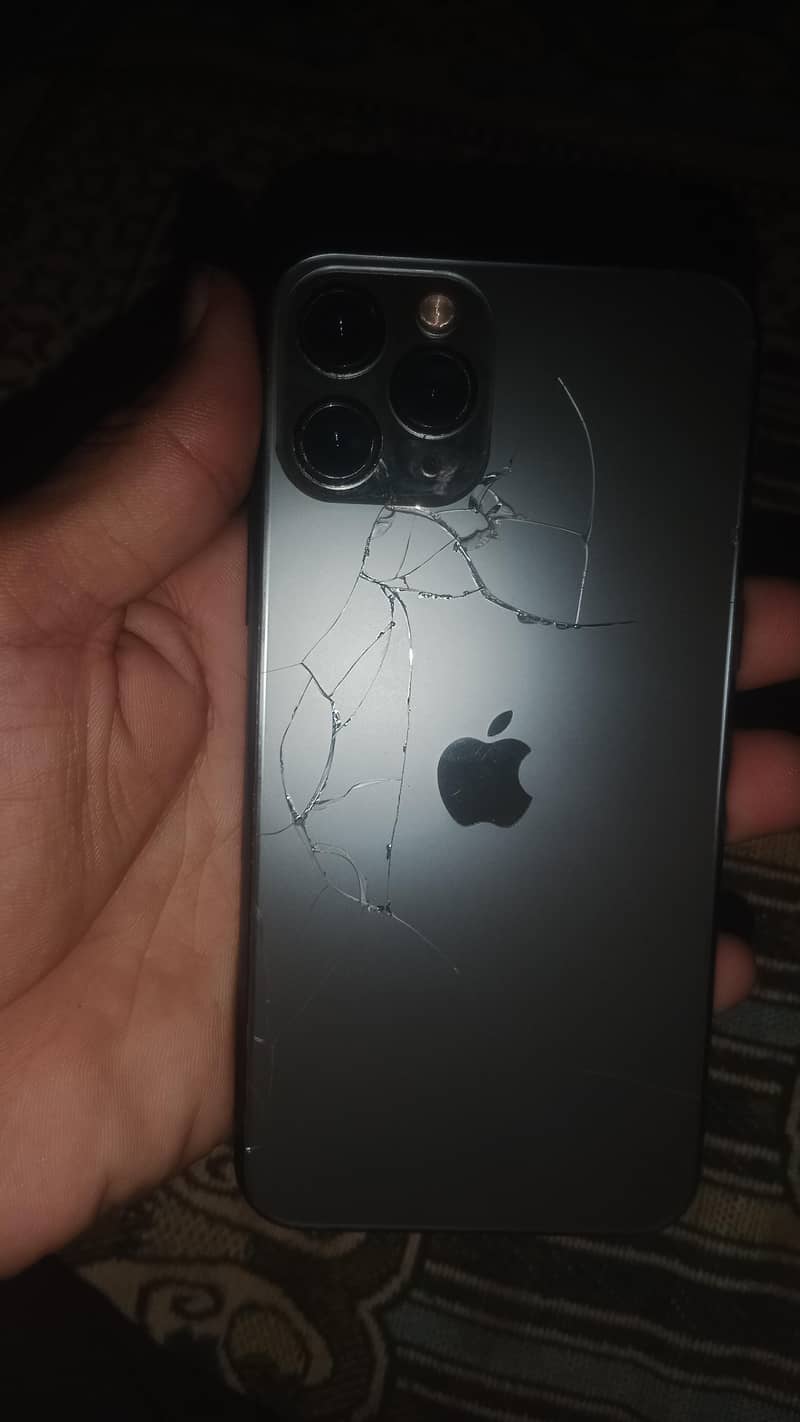 Apple iPhone 11 Pro 5