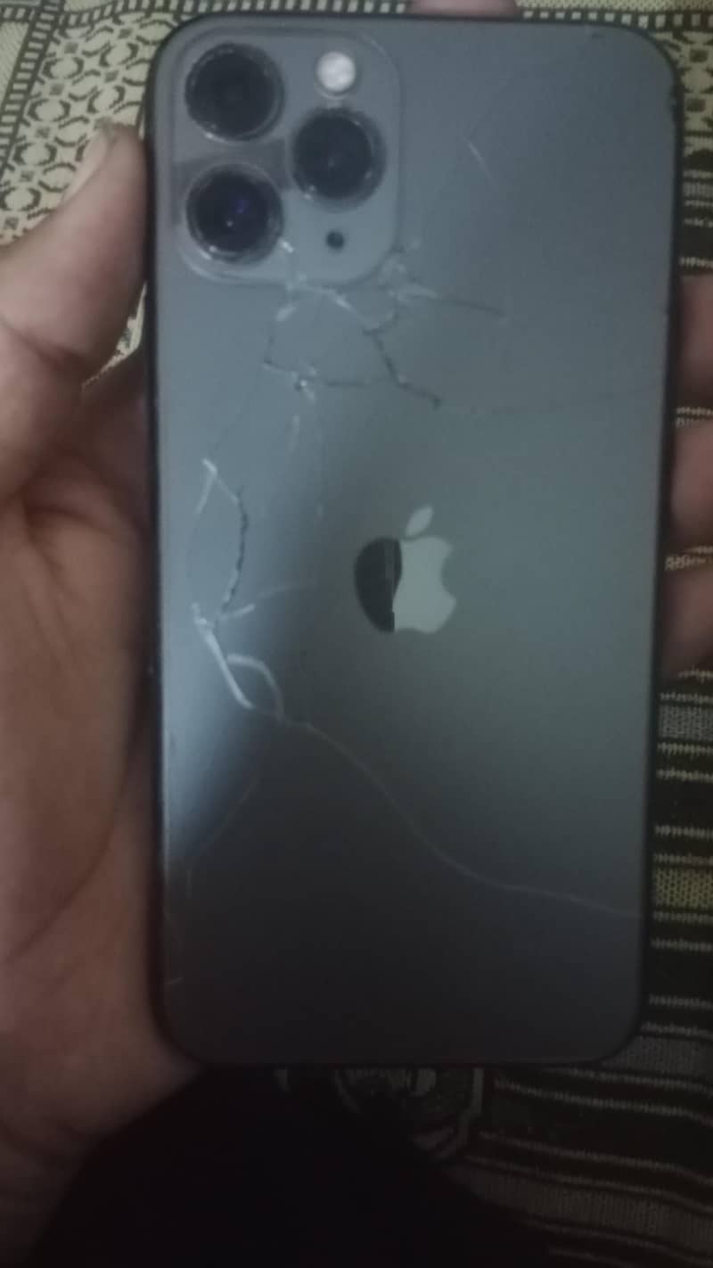 Apple iPhone 11 Pro 6