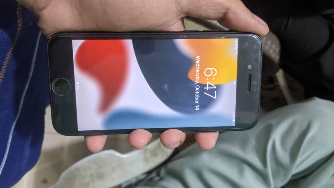 Apple iPhone 7 1