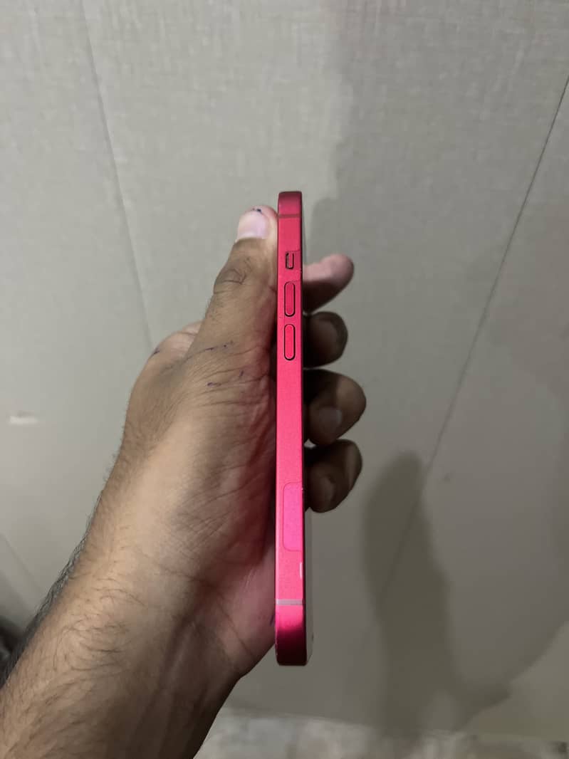 Apple iPhone 14 2